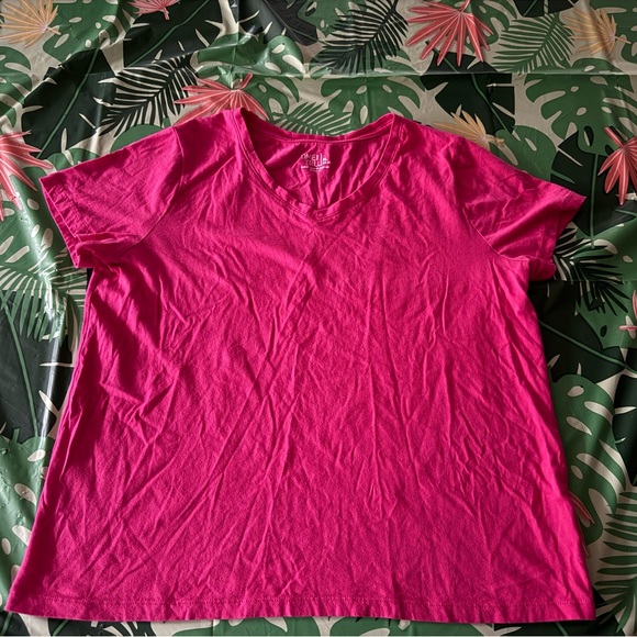 Time and Tru Tops - Time and Tru Hot Pink Short Sleeved Cotton Top XL 16/18